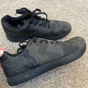 No Bill trainers size 9